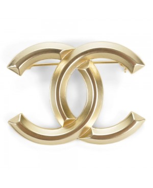 Chanel Brooch Pure